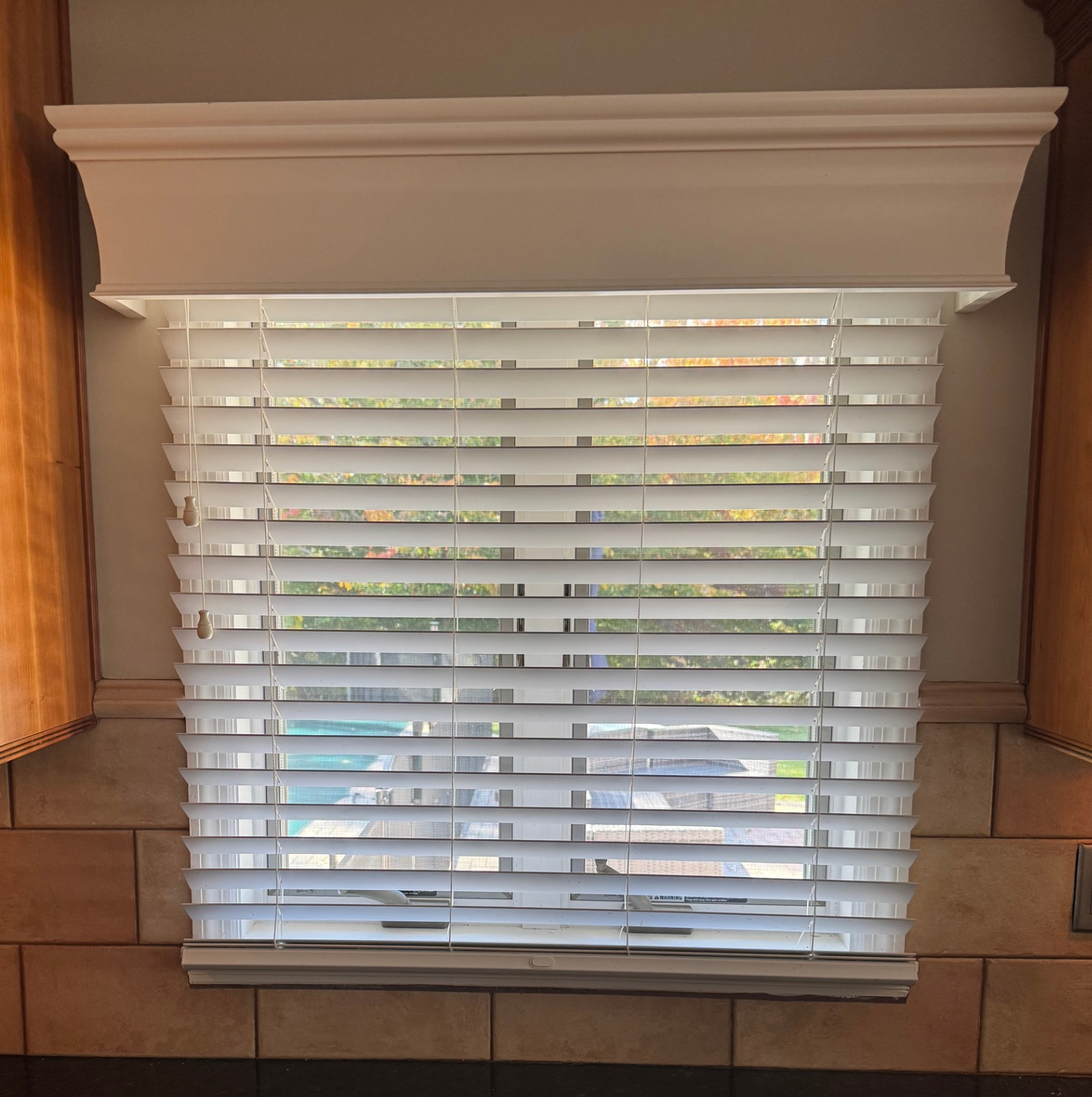 Wood cornices in a classic living room